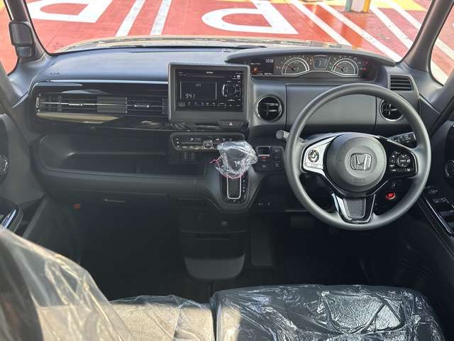 ホンダ Ｎ　ＢＯＸ カスタム ６６０ Ｌ R4年 () 99