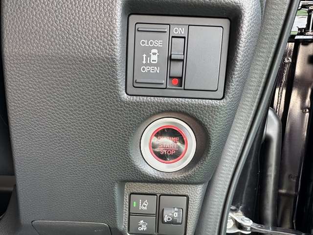 ホンダ Ｎ　ＢＯＸ カスタム ６６０ Ｌ R4年 () 99