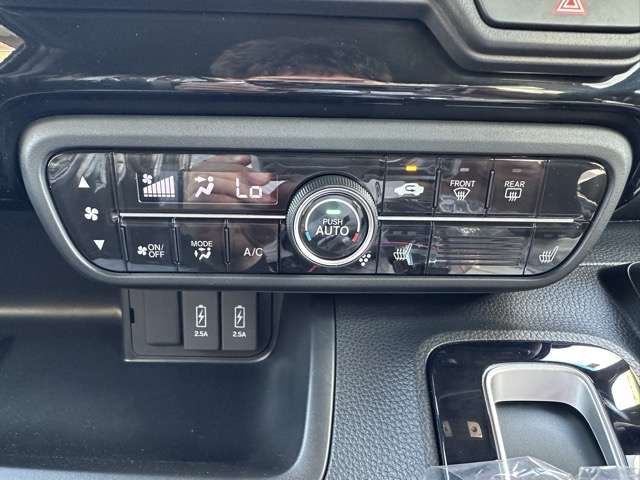 ホンダ Ｎ　ＢＯＸ カスタム ６６０ Ｌ R4年 () 99