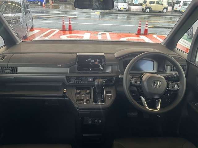 ホンダ ステップワゴン １．５ スパーダ プレミアムライン ４ＷＤ R8年 () 99