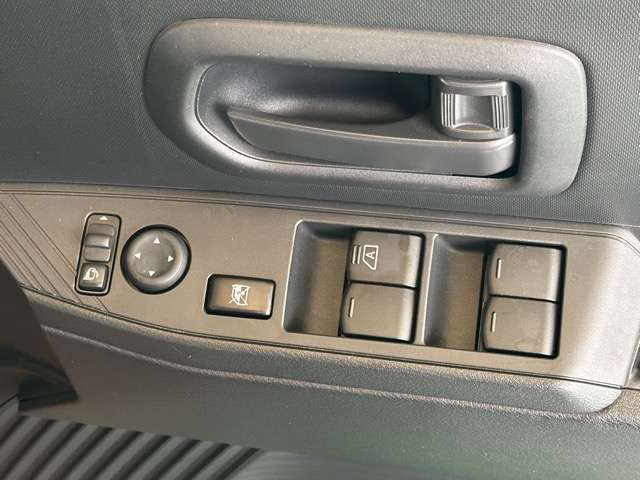 日産 サクラ Ｓ R4年 () 99