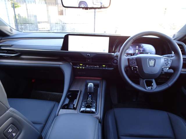 トヨタ クラウン ２．５ Ｚ ハイブリッド車 R7年 (東海) 99