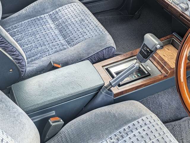日産 グロリアワゴン ２．０ Ｖ２０Ｅ ＳＧＬ H7年 (関東) 99