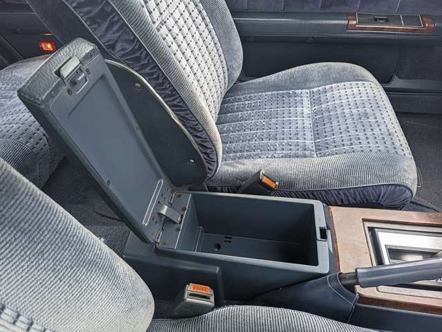 日産 グロリアワゴン ２．０ Ｖ２０Ｅ ＳＧＬ H7年 (関東) 99