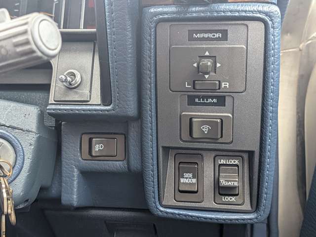 日産 グロリアワゴン ２．０ Ｖ２０Ｅ ＳＧＬ H7年 (関東) 99