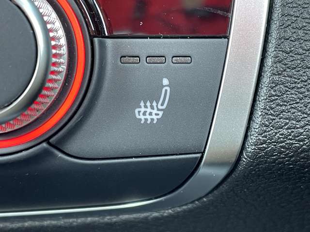 アウディ Ｑ２ ３０　ＴＦＳＩ　スポーツ R1年 (近畿) 99