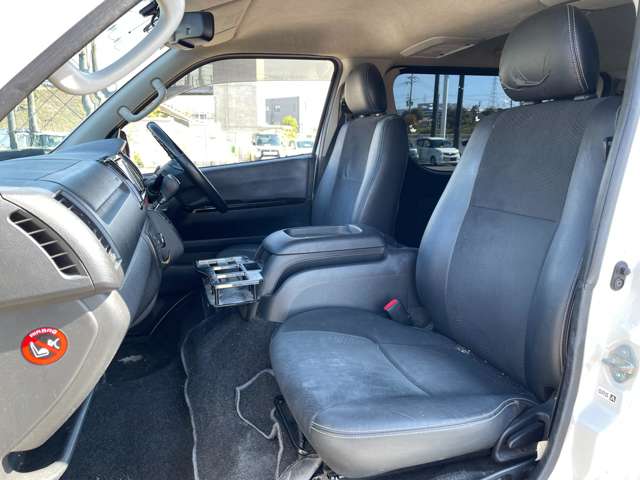 トヨタ ハイエースバン ３．０ スーパーＧＬ ダークプライム ロングボディ ディーゼルターボ H27年 (近畿) 99
