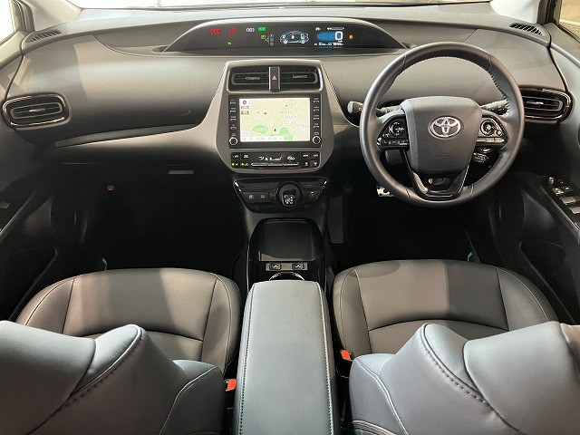 トヨタ プリウス １．８ Ｓ ツーリングセレクション ブラックエディション R4年 (近畿) 99