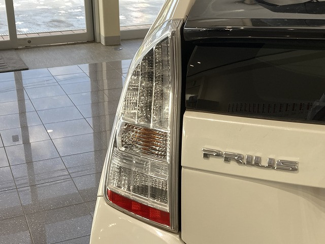 トヨタ プリウス １．８ Ｓ H23年 (近畿) 99
