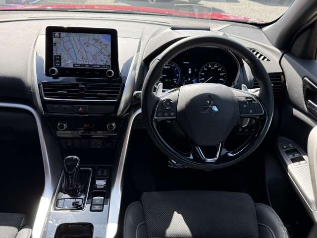 三菱 エクリプス　クロス　ＰＨＥＶ ＰＨＥＶ ２．４ Ｐ ４ＷＤ R4年 (近畿) 99
