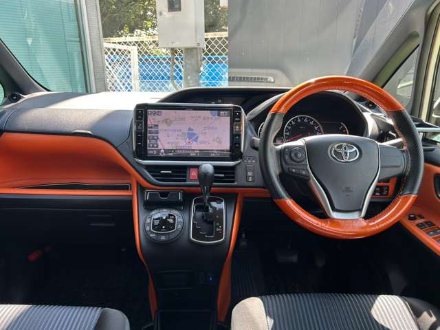 トヨタ ヴォクシー ２．０ ＺＳ H29年 (近畿) 99