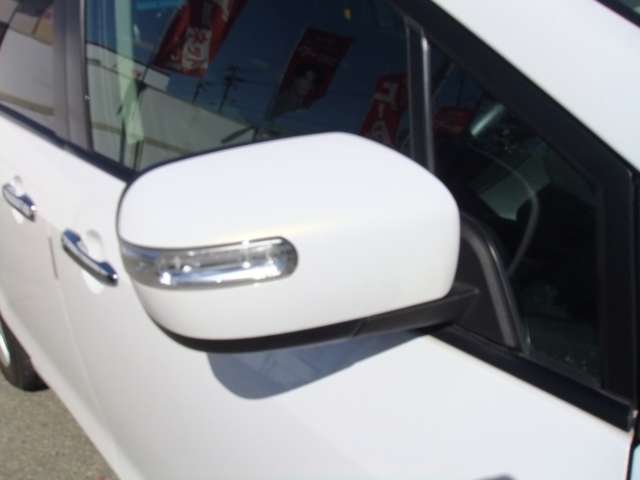 マツダ ＭＰＶ ２．３ ２３Ｓ H22年 (近畿) 99