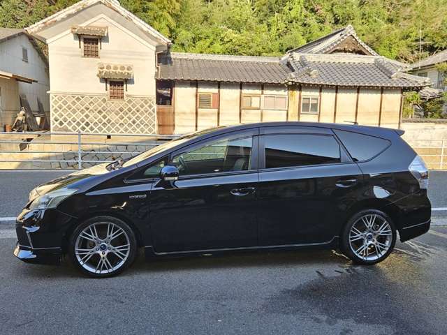 トヨタ プリウスΑ １．８ Ｇ H23年 (中国) 99