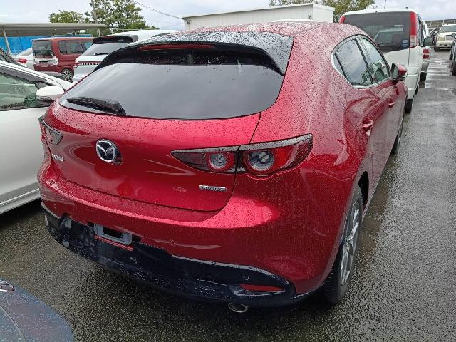 マツダ ＭＡＺＤＡ３　ファストバック １．５ １５Ｓ R1年 (四国) 99