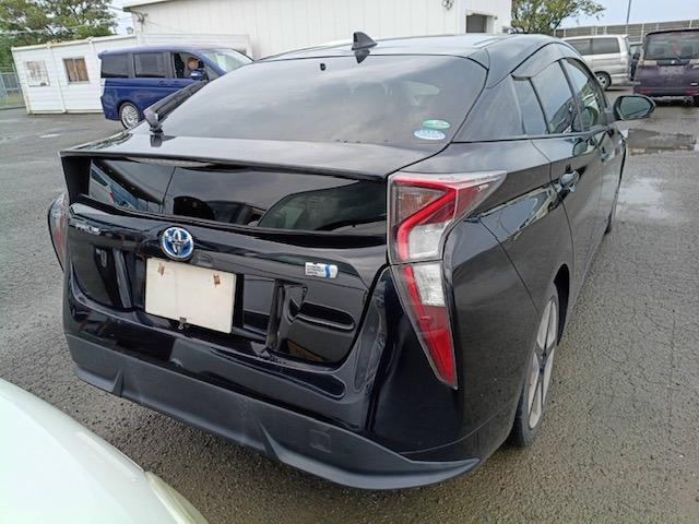 トヨタ プリウス １．８ Ｓ ツーリングセレクション H28年 (四国) 99