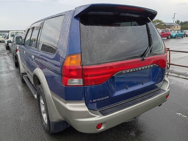 三菱 チャレンジャー ３．５ ＧＤＩ－ＸＲ ワイドボディ ４ＷＤ H10年 (四国) 99