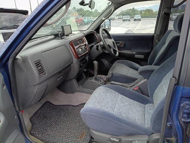 三菱 チャレンジャー ３．５ ＧＤＩ－ＸＲ ワイドボディ ４ＷＤ H10年 (四国) 99