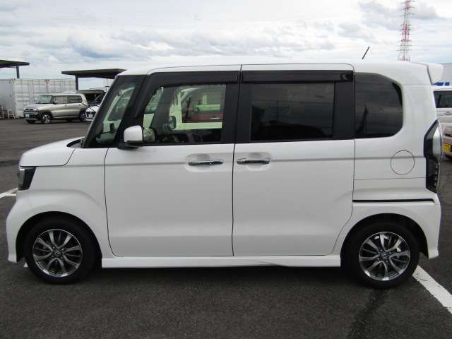 ホンダ Ｎ　ＢＯＸ カスタム ６６０ Ｌ R5年 (関東) 99