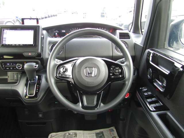 ホンダ Ｎ　ＢＯＸ カスタム ６６０ Ｌ R5年 (関東) 99