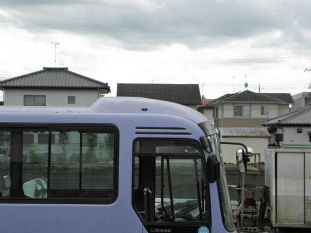 日野自動車 リエッセ ２８人乗マイクロバスハイルーフ H13年 (関東) 99