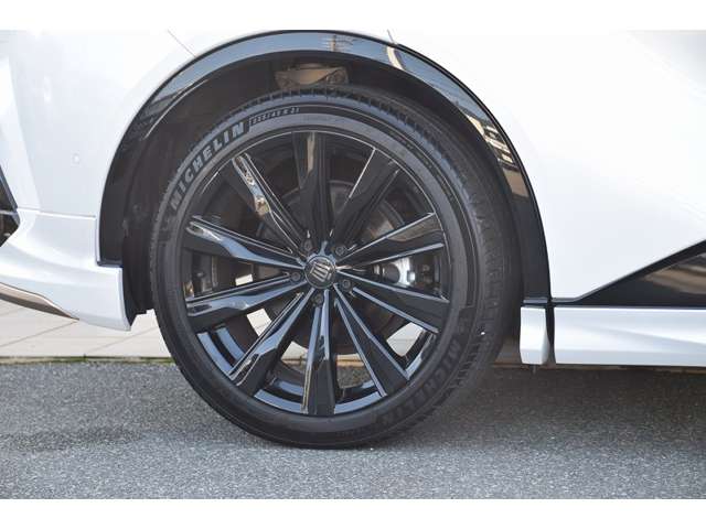トヨタ クラウン　スポーツ　ハイブリッド ２．５ Ｚ Ｅ－ＦＯＵＲ ４ＷＤ R6年 (近畿) 99