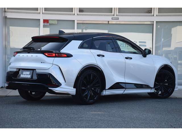 トヨタ クラウン　スポーツ　ハイブリッド ２．５ Ｚ Ｅ－ＦＯＵＲ ４ＷＤ R6年 (近畿) 99