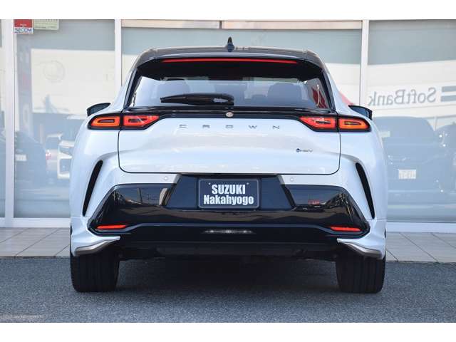 トヨタ クラウン　スポーツ　ハイブリッド ２．５ Ｚ Ｅ－ＦＯＵＲ ４ＷＤ R6年 (近畿) 99