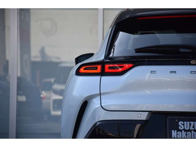 トヨタ クラウン　スポーツ　ハイブリッド ２．５ Ｚ Ｅ－ＦＯＵＲ ４ＷＤ R6年 (近畿) 99