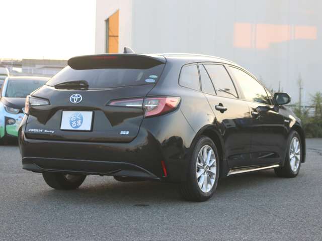 トヨタ カローラ　ツーリング　ハイブリッド １．８ ハイブリッド Ｓ Ｅ－ＦＯＵＲ ４ＷＤ R1年 (近畿) 99