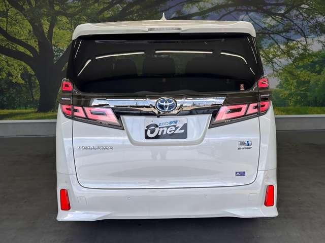 トヨタ ヴェルファイア　ハイブリッド ハイブリッド ２．５ Ｚ ゴールデンアイズＩＩＩ Ｅ－ＦＯＵＲ ４ＷＤ R4年 (近畿) 99