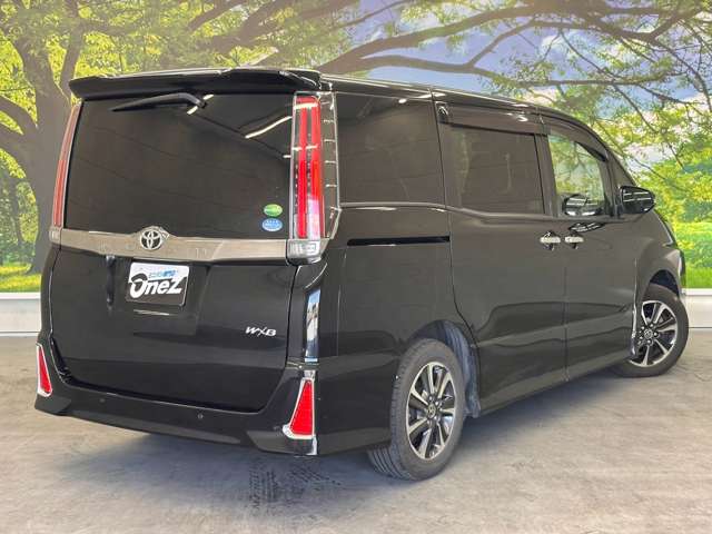 トヨタ ノア ２．０ ＳＩ ＷＸＢＩＩ R1年 (近畿) 99