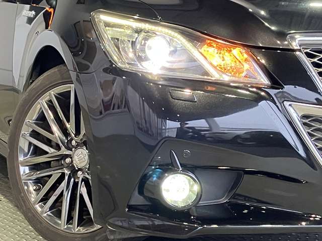 トヨタ クラウン　ハイブリッド ハイブリッド ２．５ Ｇ H27年 (近畿) 99