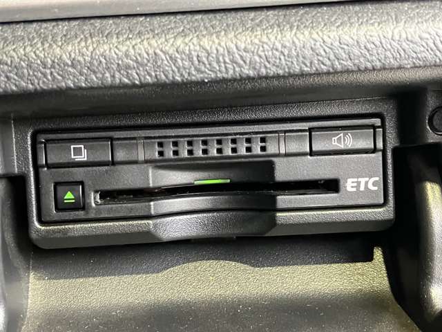 トヨタ クラウン　ハイブリッド ハイブリッド ２．５ Ｇ H27年 (近畿) 99