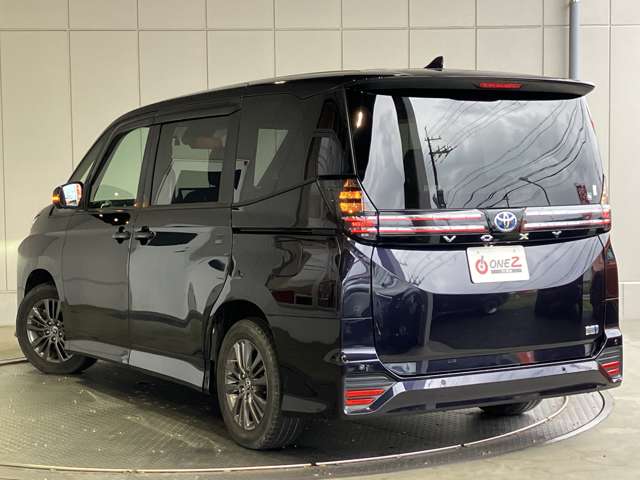 トヨタ ヴォクシー １．８ ハイブリッド Ｓ－Ｇ R4年 (近畿) 99