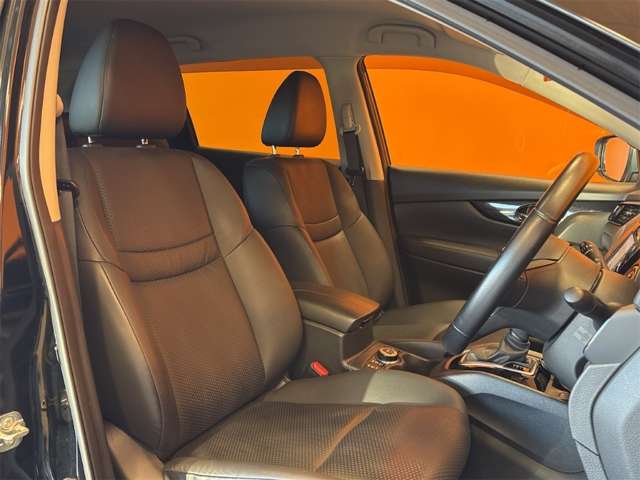 日産 エクストレイル ２．０ ２０ＸＩ Ｖセレクション ２列車 ４ＷＤ R3年 () 99