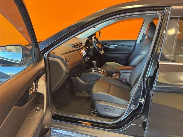 日産 エクストレイル ２．０ ２０ＸＩ Ｖセレクション ２列車 ４ＷＤ R3年 () 99