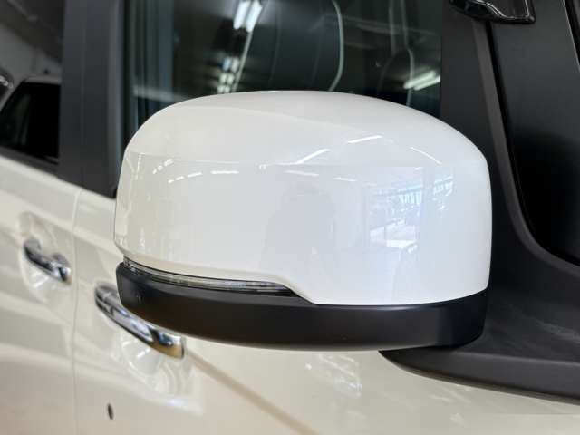 ホンダ Ｎ　ＢＯＸ カスタム ６６０ Ｌ R4年 (四国) 99