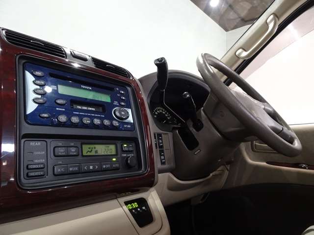 トヨタ グランドハイエース ３．４ Ｇ Ｘエディション H11年 (関東) 99