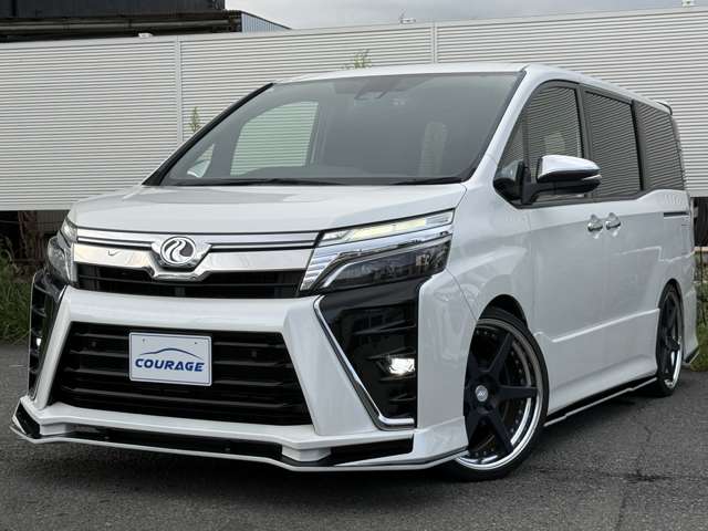 トヨタ ヴォクシー ２．０ ＺＳ 煌ＩＩ R1年 (関東) 99