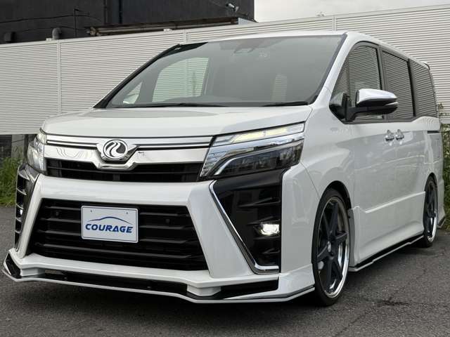 トヨタ ヴォクシー ２．０ ＺＳ 煌ＩＩ R1年 (関東) 99