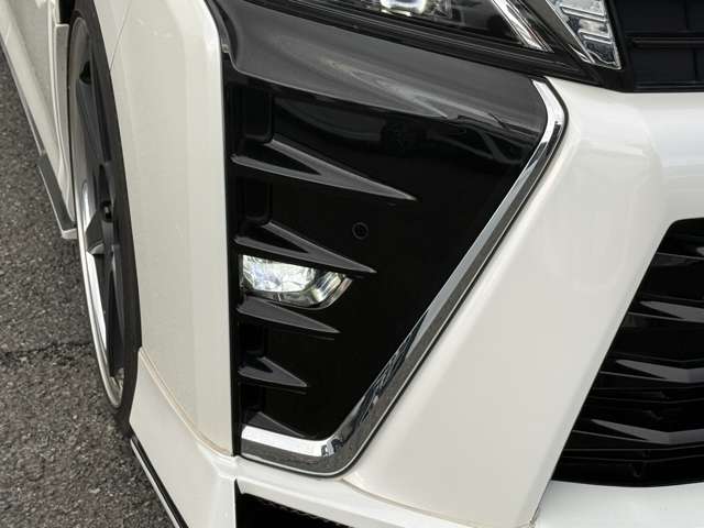 トヨタ ヴォクシー ２．０ ＺＳ 煌ＩＩ R1年 (関東) 99