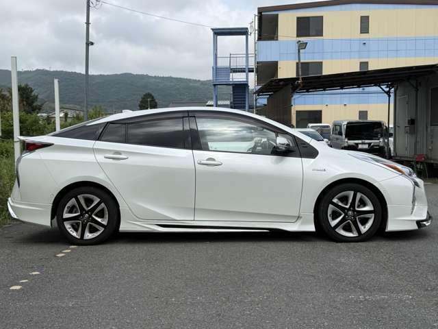 トヨタ プリウス １．８ Ａ ツーリングセレクション H28年 (関東) 99