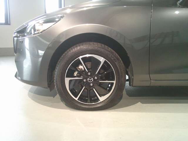 マツダ ＭＡＺＤＡ２ １．５ １５スポルト ４ＷＤ R6年 (関東) 99