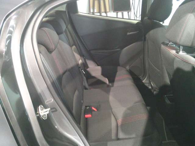 マツダ ＭＡＺＤＡ２ １．５ １５スポルト ４ＷＤ R6年 (関東) 99