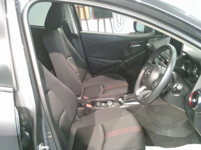マツダ ＭＡＺＤＡ２ １．５ １５スポルト ４ＷＤ R6年 (関東) 99