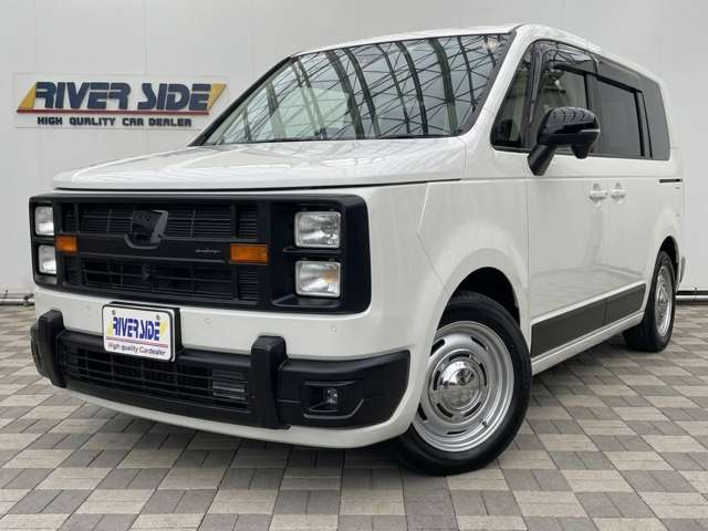 ホンダ ステップワゴン　ハイブリッド ２．０ Ｅ：ＨＥＶ エアー ＥＸ R8年 (関東) 99