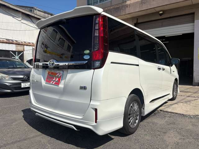 トヨタ エスクァイア　ハイブリッド １．８ ハイブリッド ＧＩ H27年 (九州・沖縄) 99