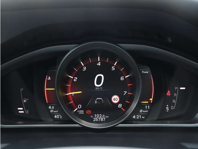 ボルボ Ｖ４０ Ｔ３　インスクリプション H29年 (東海) 99