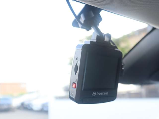 ボルボ Ｖ４０ Ｔ３　インスクリプション H29年 (東海) 99