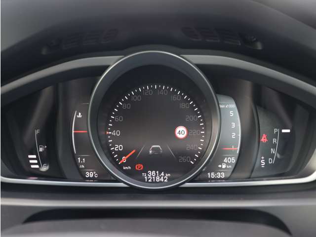 ボルボ Ｖ４０ Ｄ４ インスクリプション ディーゼルターボ H29年 (東海) 99